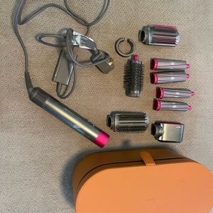 Dyson Airwrap hair styling set